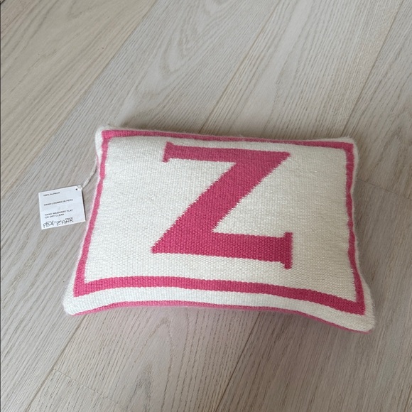 Jonathan Adler Pink “Z” Z Letter Pillow 100% Alpaca - Picture 3 of 6